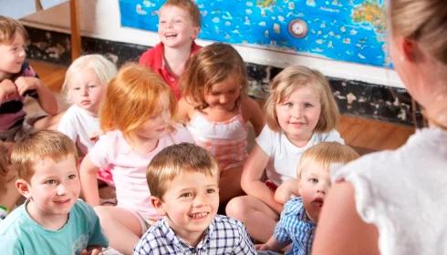 Żłobek - fabryka do opieki nad dziećmi?