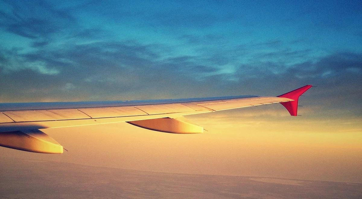 Samolot szybszy od dźwięku i prędkość światła w wodzie