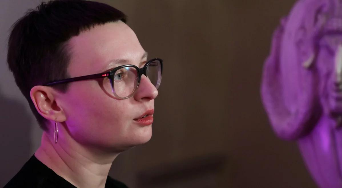 Teatralne zakrzywienie czasoprzestrzeni. Nowy spektakl w Teatrze Dramatycznym