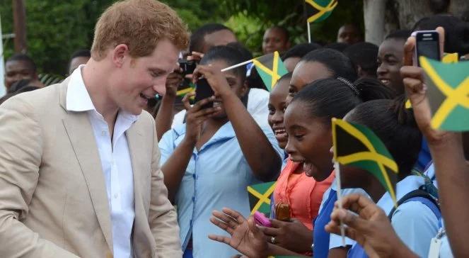 Zmiana ustroju w rękach Jamajczyków