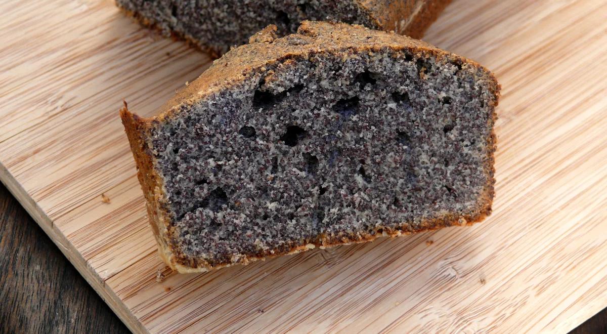 Przepis na wyjątkowo makowy makowiec według babcinego przepisu!