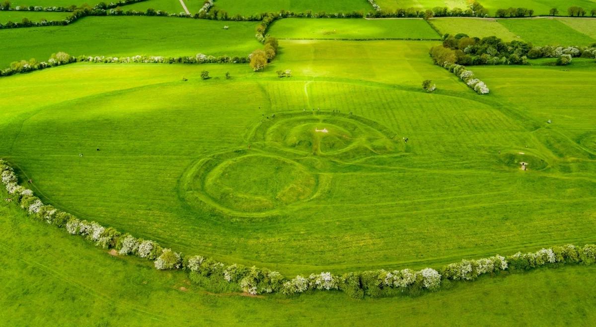 Archeologia lotnicza, czyli w jaki sposób z powietrza można odkrywać przeszłość