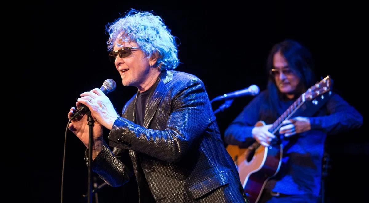 Historia "Holding Back the Years" - nostalgicznego przeboju od Simply Red