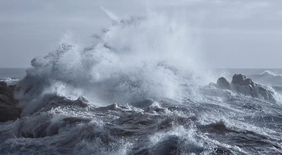 Próba przeczekania wiatru