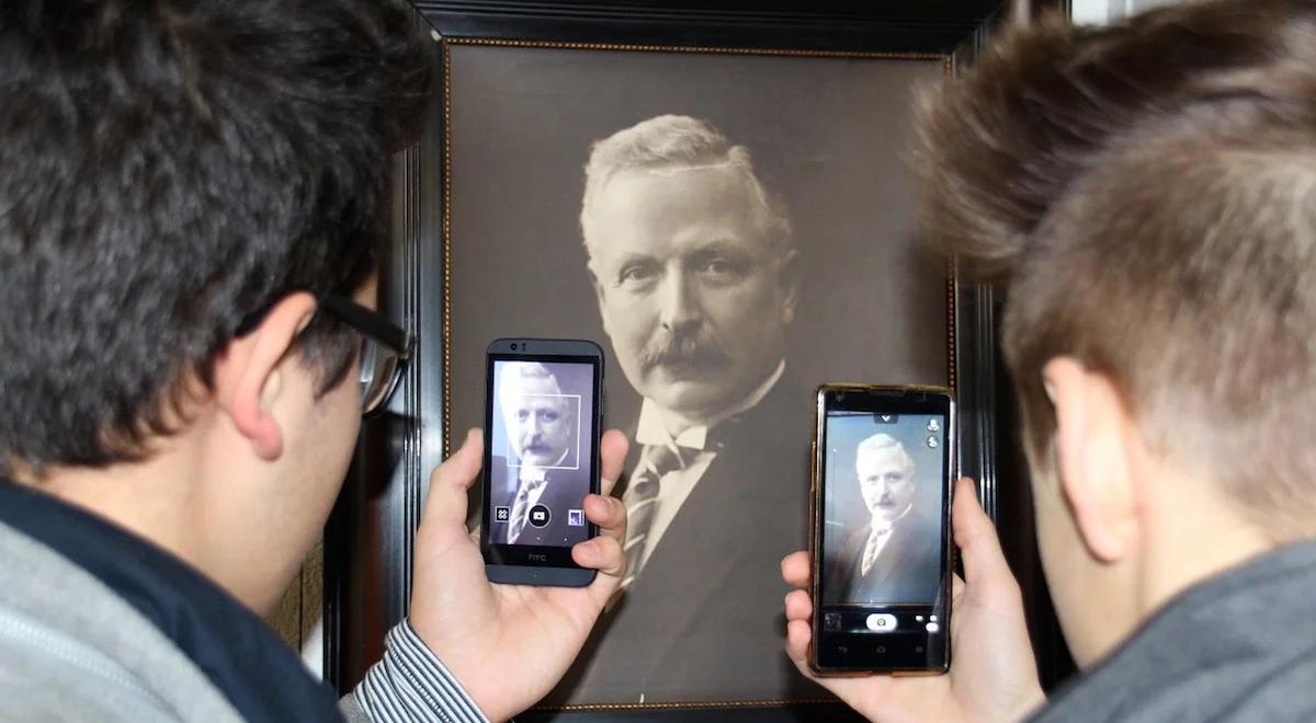 Stare zdjęcia jak żywe. Nowa aplikacja zyskuje popularność w sieci 