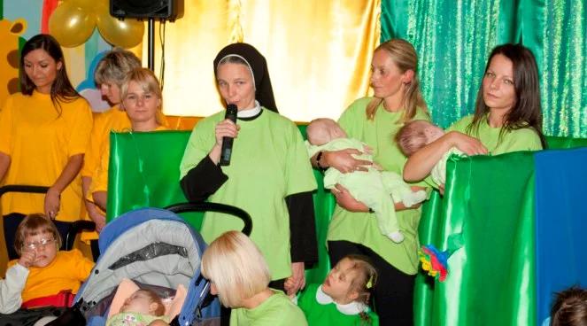 Wracamy do Piszkowic. "Dziecku należy się, by pięknie wyglądało w niebie"