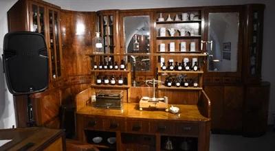 Tropem ziołolecznictwa. Muzeum Farmacji odkrywa tajemnice roślin, które uzdrawiały