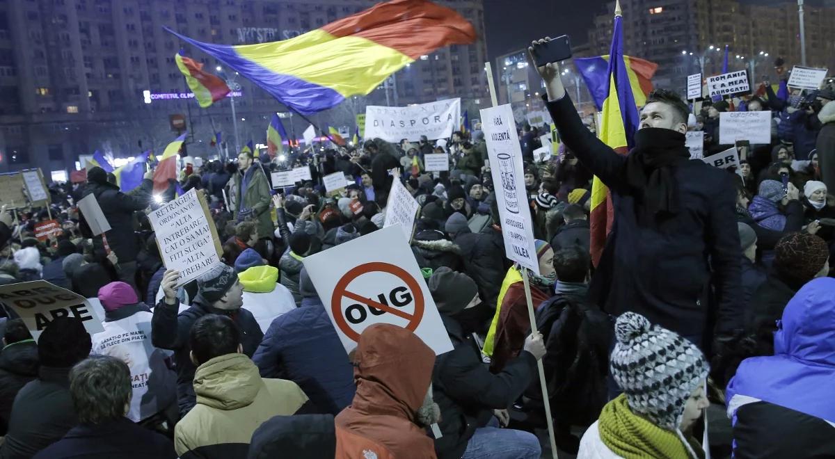Łagodniejsze prawo i amnestia. Efekt: fala protestów w Rumunii