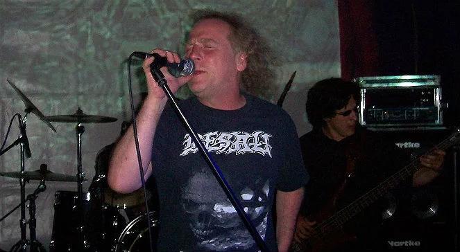 Kostrzewski: akustyczne granie i Kat tylko pozornie nie pasują