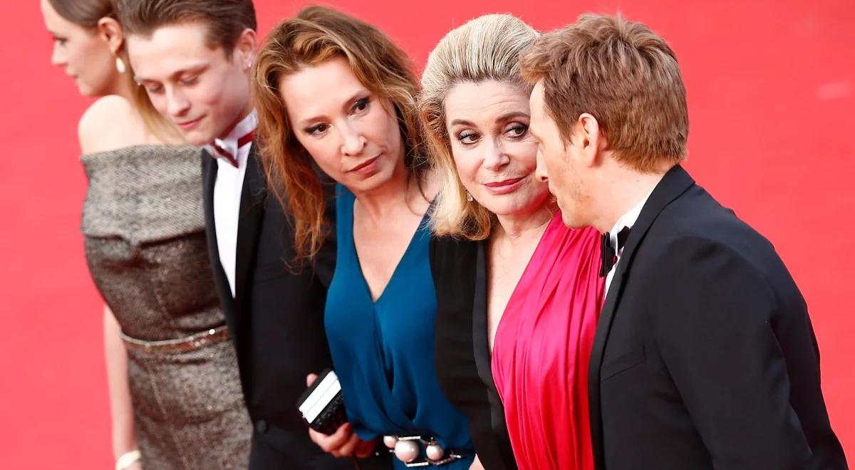 Catherine Deneuve na Lazurowym Wybrzeżu