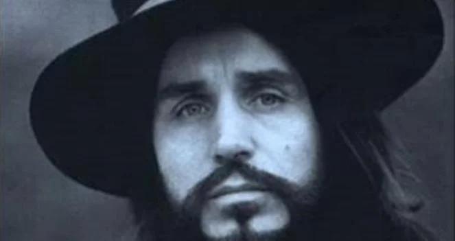 Dla takiej postaci jedna audycja to za mało...