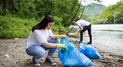 Wielkie zbieranie śmieci. Czym jest akcja Sprzątanie Świata?