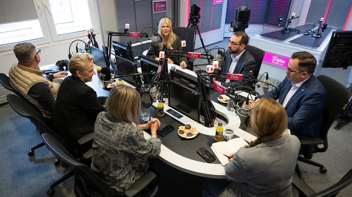 Politycy o aborcji. "Kobiety zbyt długo muszą dochodzić swoich praw" vs. "życie ludzkie jest wartością prawnie chronioną"