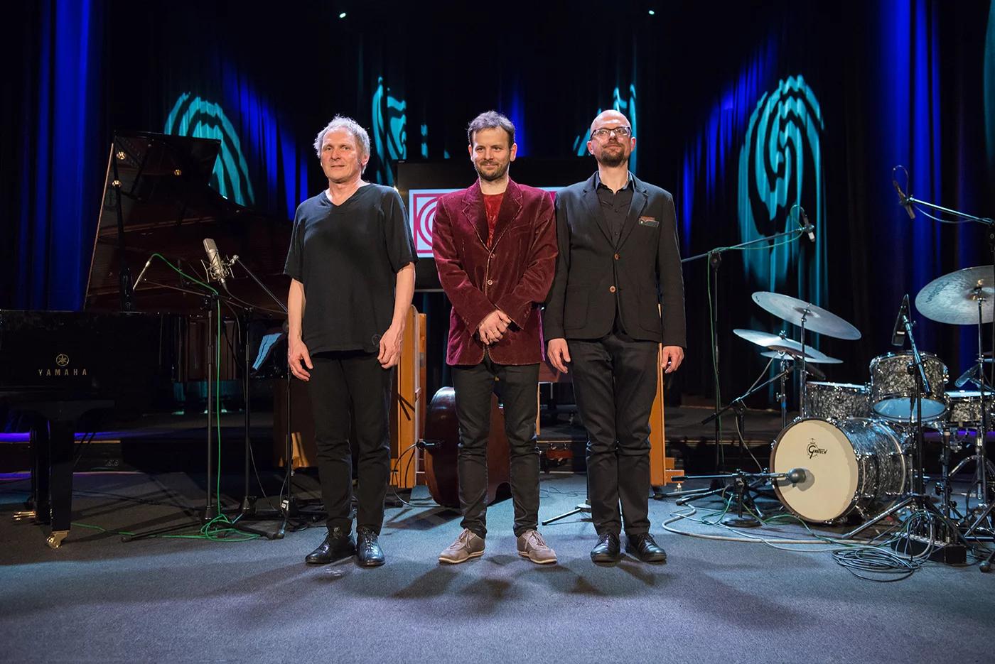 Artur Dutkiewicz i jego jazzowe trio