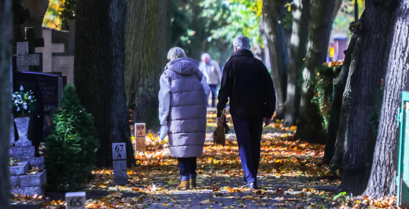 Czas wspomnień bliskich, których nie ma. O stracie w "Zagadkowej Niedzieli"