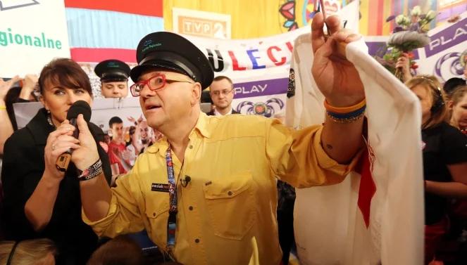 Kontrowersyjna pomoc. Caritas kontra WOŚP