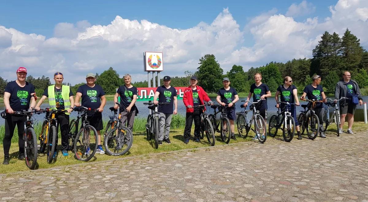 Rowerem do Grodna w ramach projektu "Polskiej pomocy"