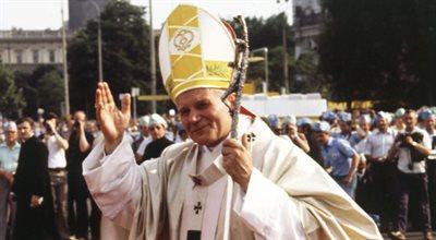 "Ucałowałem ziemię polską". Ta wizyta Jana Pawła II odmieniła oblicze polskiej ziemi  
