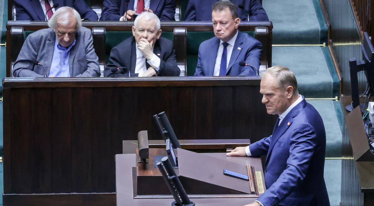 Niektórzy wstają z łóżka dla polityki. "To jak poranna małpka"