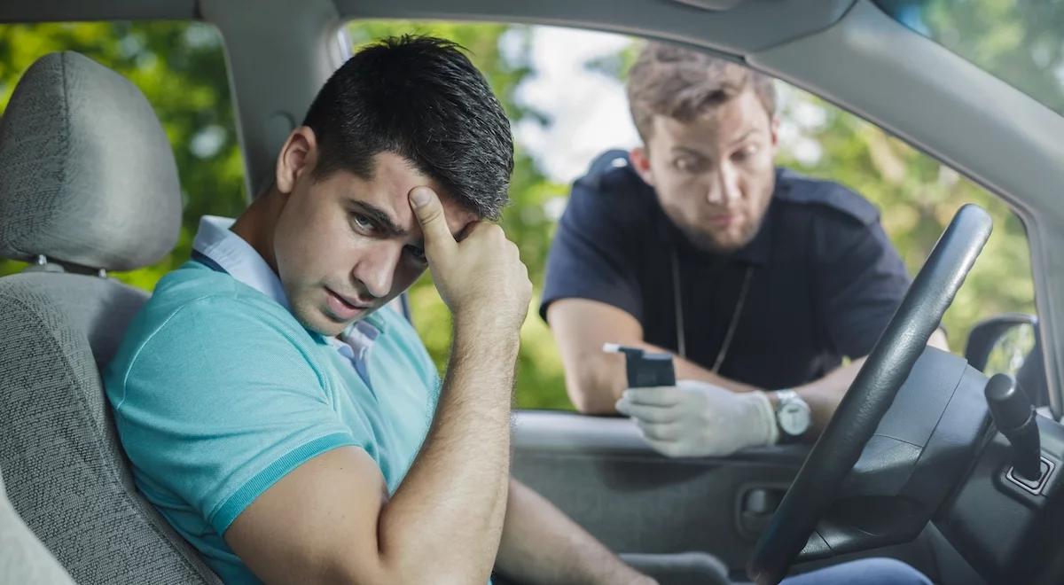 Po alkoholu za kierownicą? Pijanym kierowcom grozi konfiskata samochodu