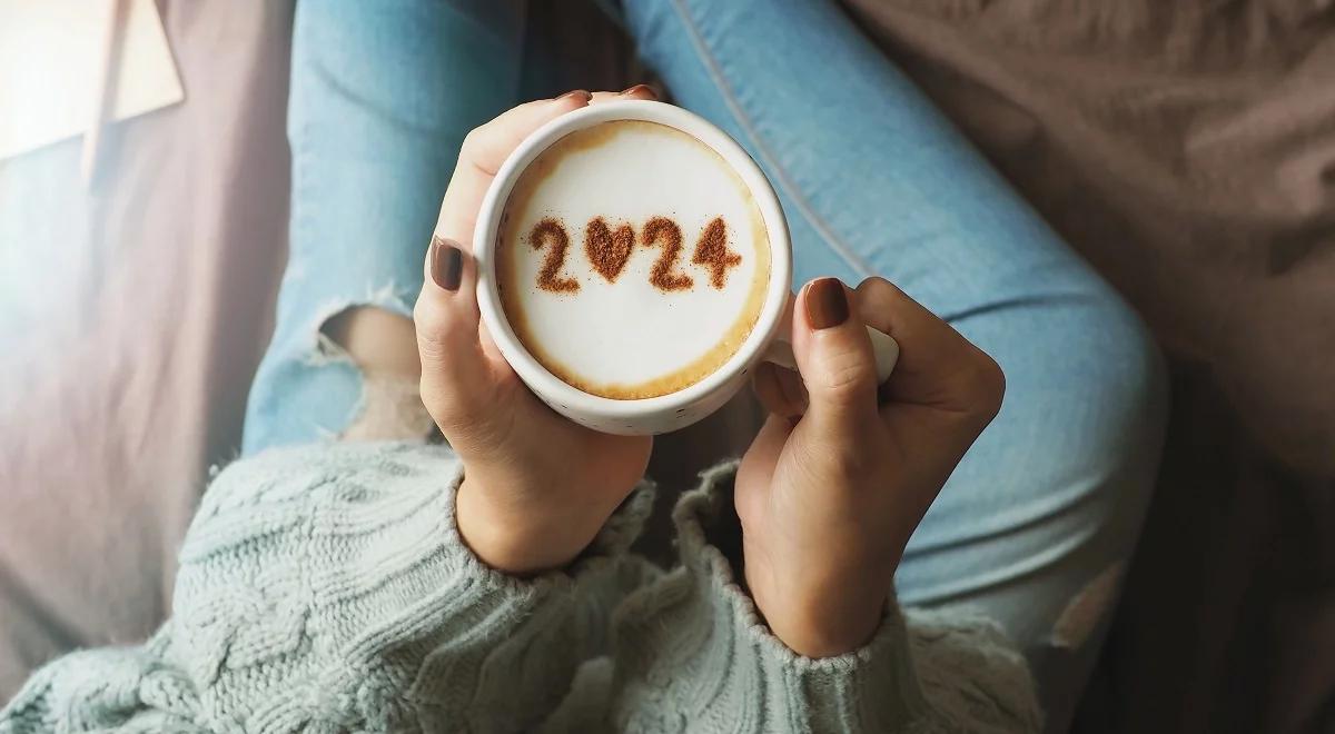 Sylwestrowa noc – dlaczego warto spędzić ją w domu?