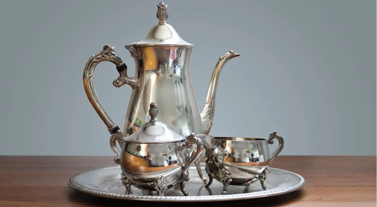 Masz w domu starą cukiernicę, fotografię, obraz? A czy na pewno wiesz, jak o nie dbać?