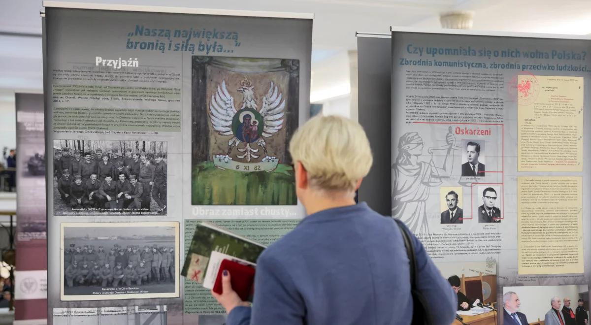 "Inteligentna forma internowania" – wojsko przeciwko opozycjonistom PRL-u