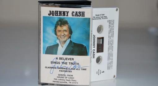 Licytacja kasety z autografem Johnny'ego Casha w RDK!