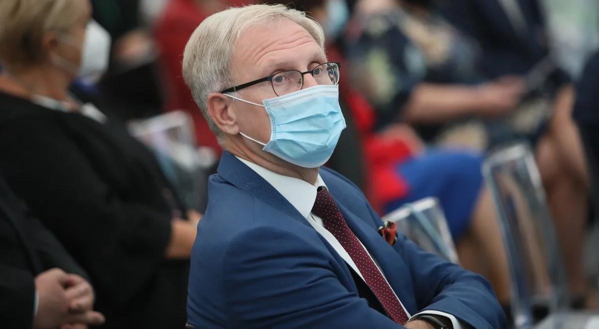 Nowa ustawa ws. COVID-19. Wyższy dodatek dla lekarzy skierowanych do walki z COVID