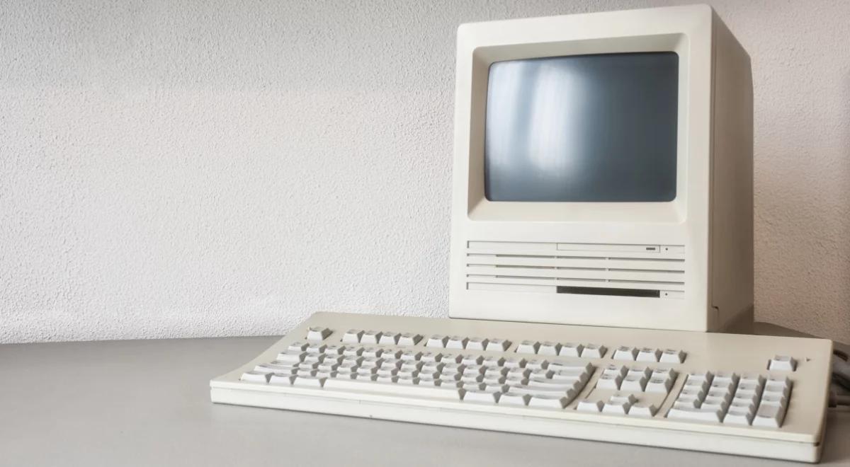 "Bezkrwawa rewolucja". Dokument na 30-lecie internetu w Polsce