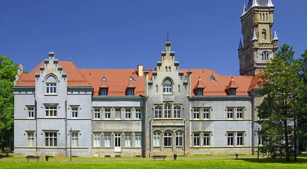 Pałac w Nakle Śląskim – neogotycka posiadłość rodu Donnersmarcków