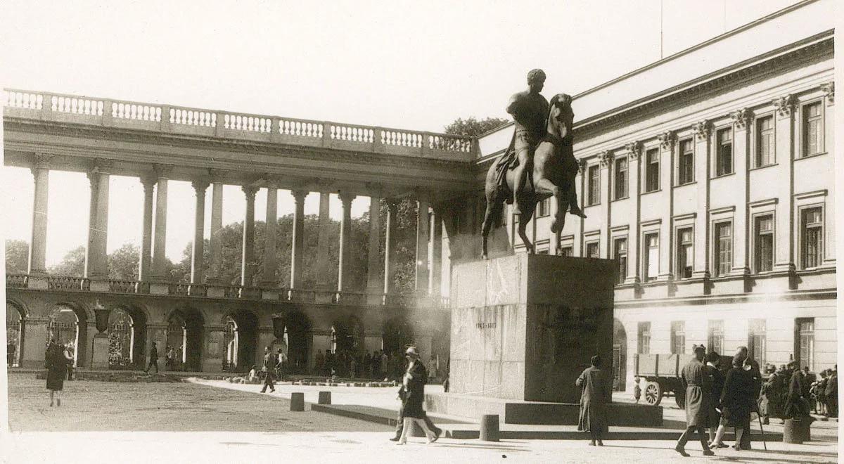 Nie tylko pamięć. Co zostało po Pałacu Saskim? [POSŁUCHAJ]