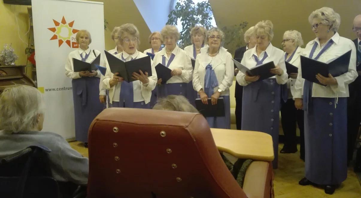 "Po kolędzie JPII", czyli z otuchą dla potrzebujących