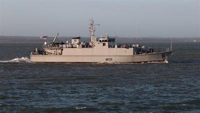 Turcja nie pozwoli na przepłynięcie okrętów podarowanych Ukrainie. Blokuje im drogę