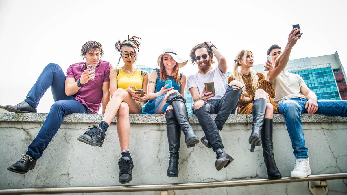 Drgawki, stany lękowe i niebezpieczeństwo zawału. Napoje energetyczne tylko dla pełnoletnich? 