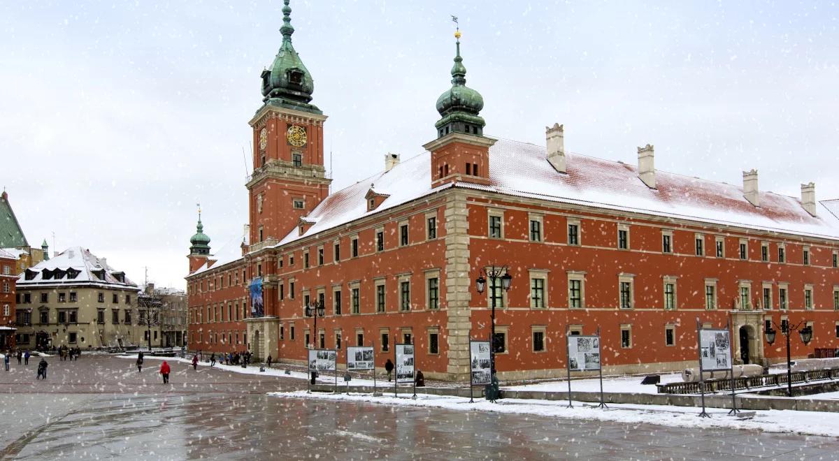 Sztafeta pokoleń w misji odbudowy Zamku Królewskiego. Reportaż