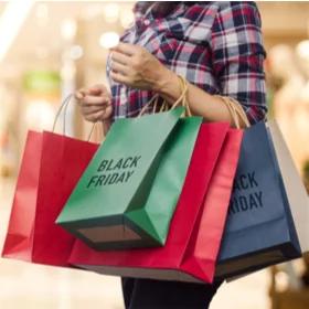 Zakupowe szaleństwo Black Friday - dzień największych wyprzedaży w roku. Audycja Pauliny Wilk