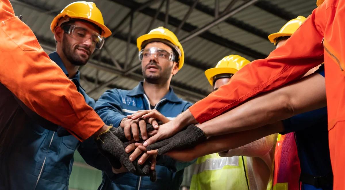 Związki zawodowe i ich znaczenie we współczesnej Polsce. Audycja Anny Kowalczyk