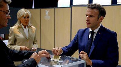 Francuzi ruszyli do urn. Trwa druga tura wyborów parlamentarnych