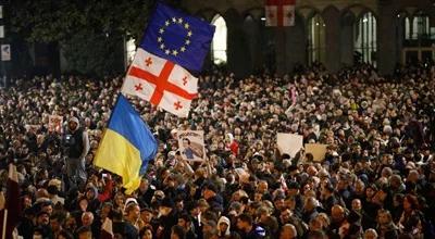 Gruzińska opozycja nie uznaje wyników wyborów. Protesty przed parlamentem w Tbilisi