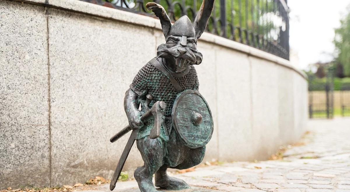 Black metal i "Piast Superstars" – niebanalnie o historii w gnieźnieńskim muzeum