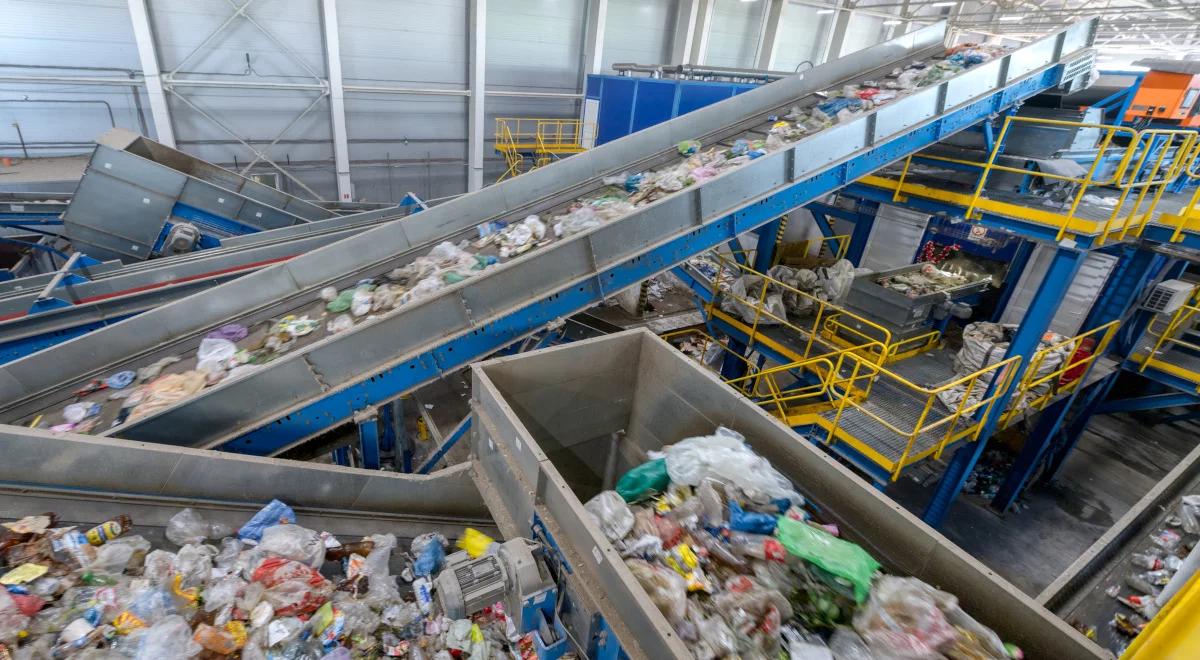 Recykling: czy to działa? Dlaczego warto dbać o stare rzeczy, ratować je i odnawiać?