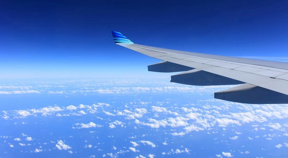 Dlaczego latamy wolniej niż w 2003 roku?