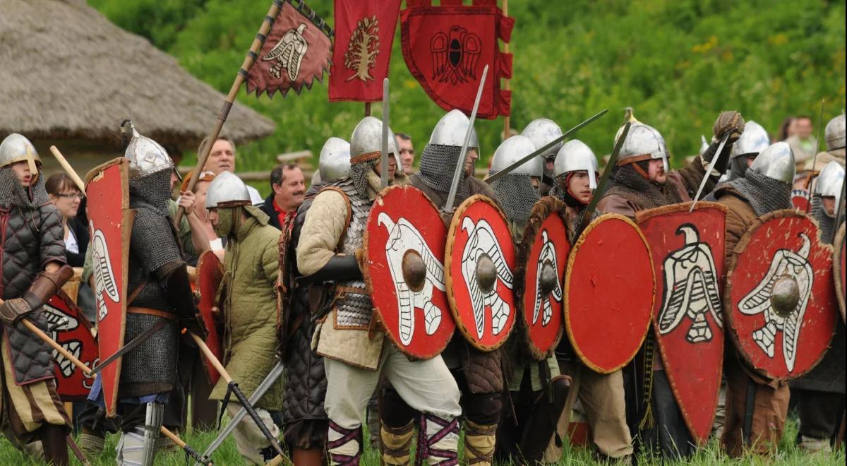 Czy w ten sposób duzi chłopcy bawią się w wojnę? [POSŁUCHAJ]