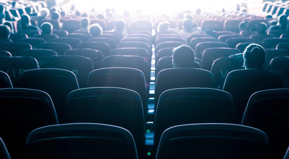 Oblicza kina zaangażowanego 