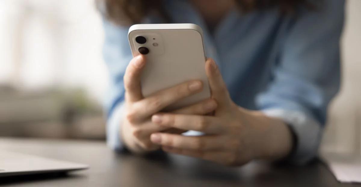 "Cyfrowa demencja" - audycja Macieja Wasielewskiego