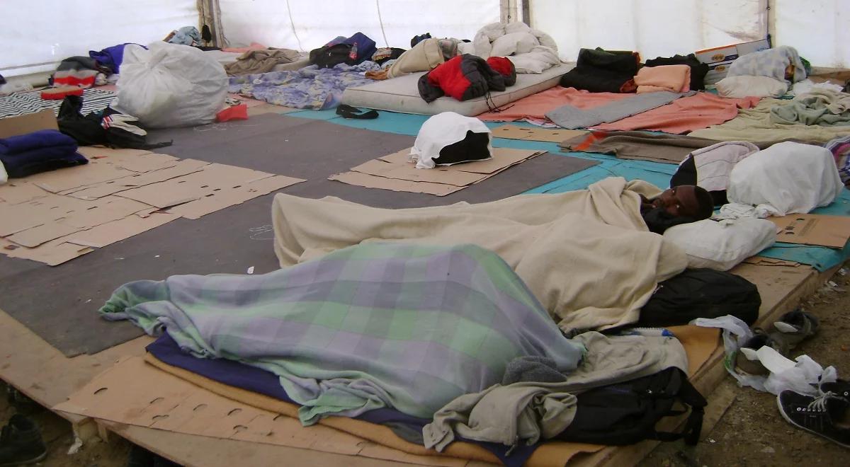 Imigranci w Calais. "W głowie się nie mieści, co tam się dzieje"
