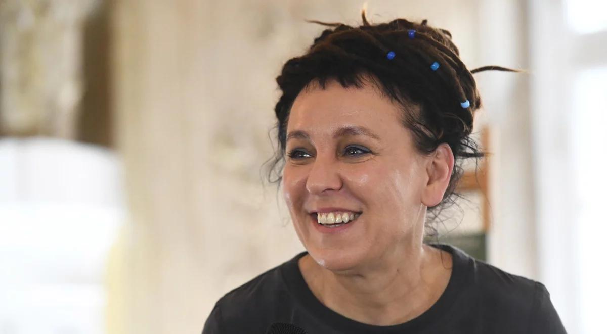 Olga Tokarczuk z Bookerem za "Biegunów". "Ta książka wciąż działa"