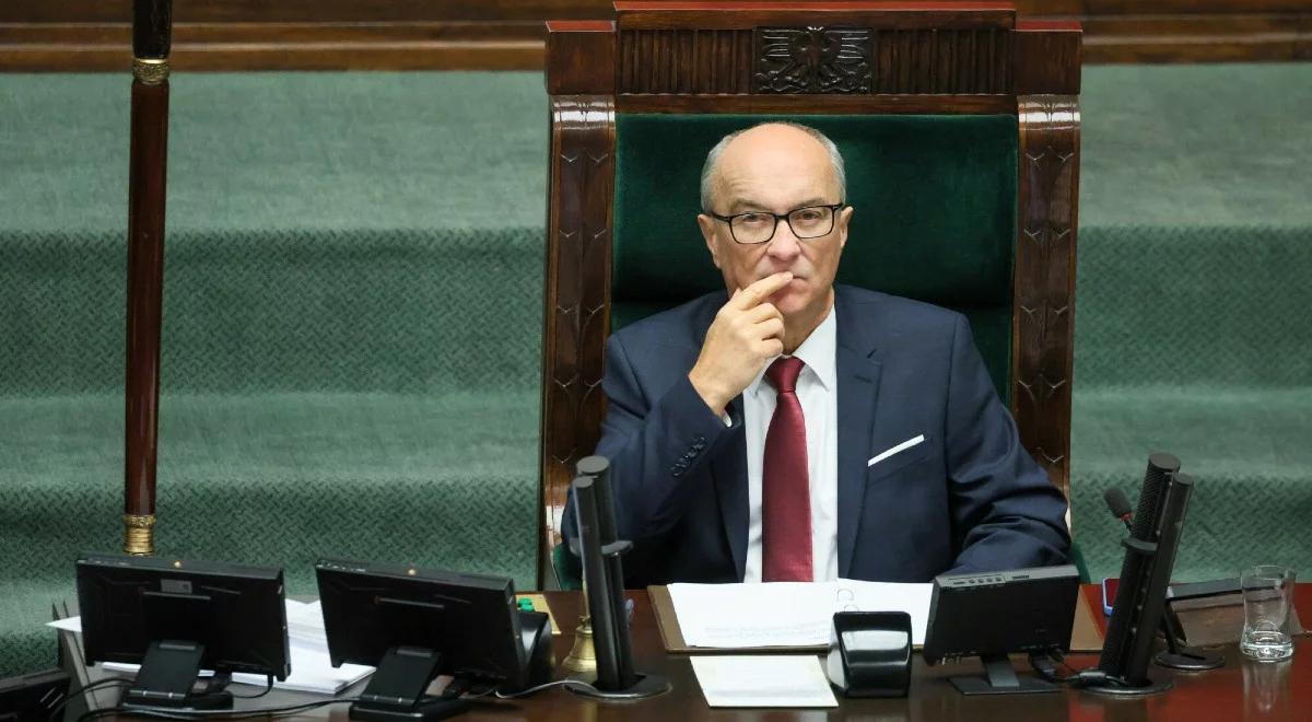 Decyzje Czarzastego. "Wszedł z kopyta, wywalając drzwi z futryną"