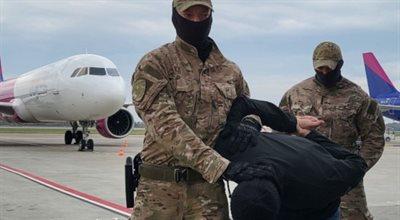 Groźny przestępca zatrzymany na lotnisku. Chciał uciec do Turcji